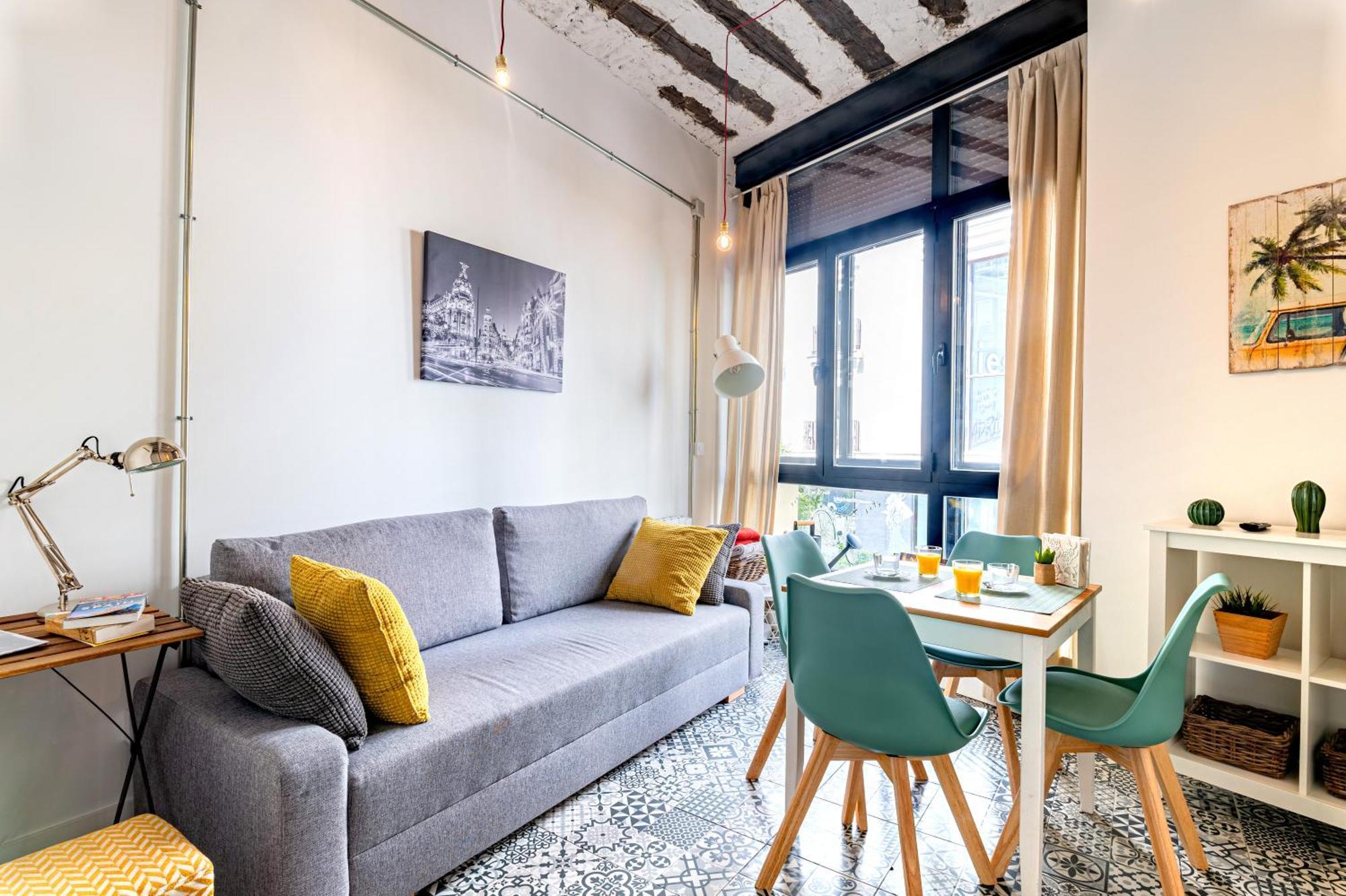 Vintage Apartment Near Puerta Del Sol Madri Exterior foto